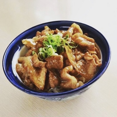 豚丼の写真