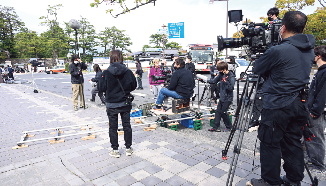 県庁周辺で大規模ロケが行われた！