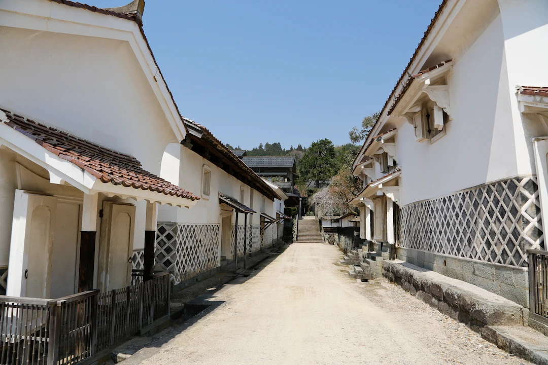 田部家土蔵群
